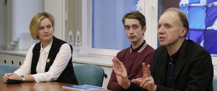 13.12.19. Сотурдник ИСАН и МПГУ Аржанов А.И. представил доклад в Минске о молодёжном научном сообществе. 13.12.19. Сотурдник ИСАН и МПГУ Аржанов А.И. представил доклад в Минске о молодёжном научном сообществе.